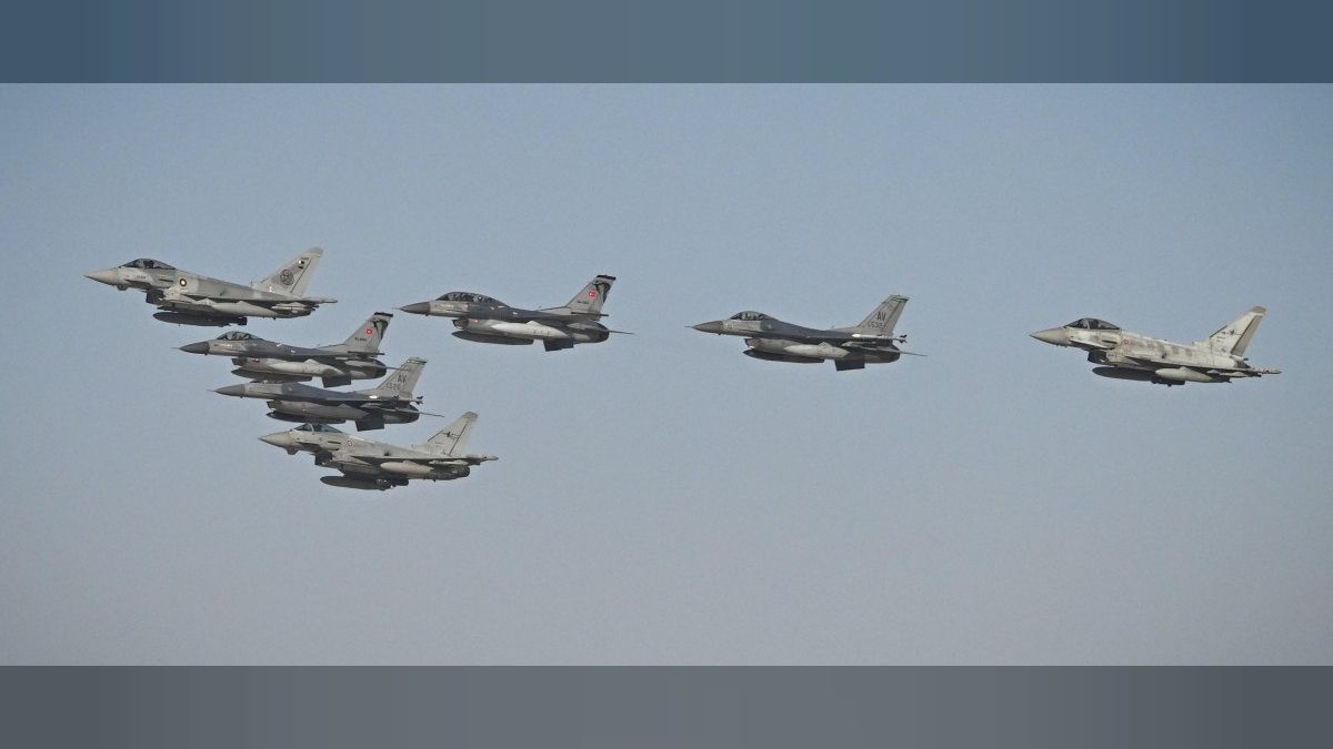 US increases air patrol in the Middle East after postponing talks with Iran