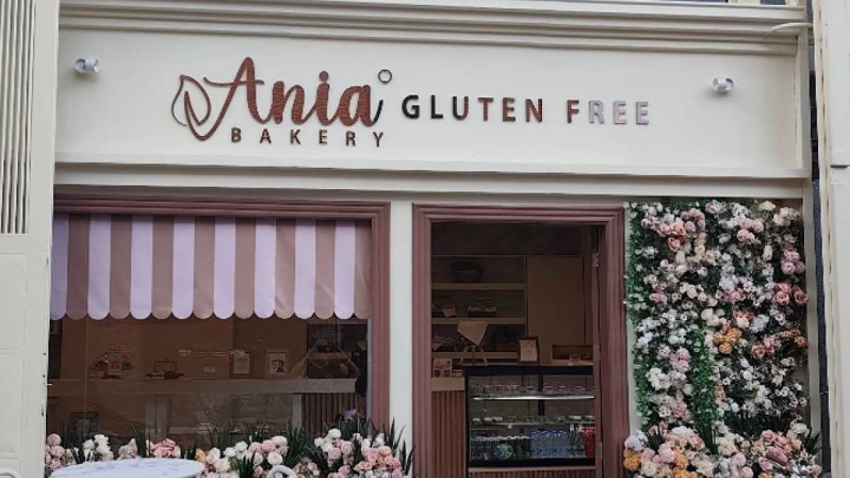 President (E) Rodríguez spoke with entrepreneurs from Ania Bakery Gluten Free in Caracas