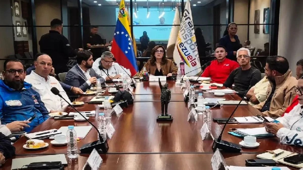 Bolivarian Government advances recovery efforts at Caracas Metro stations
