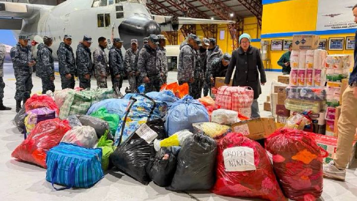 Bolivia sends contingent of rescuers and six tons of humanitarian aid to Venezuela
