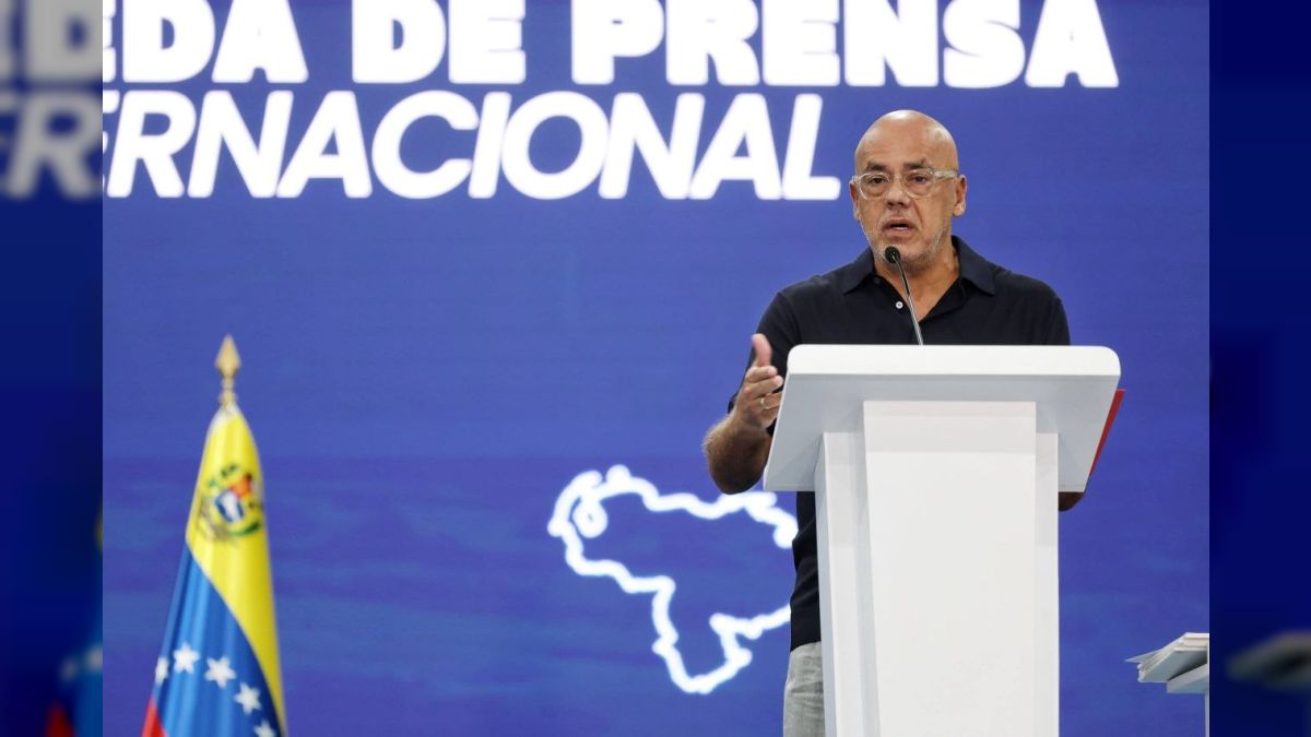 Jorge Rodríguez described statements issued by the elected president of Colombia as “barbarities”