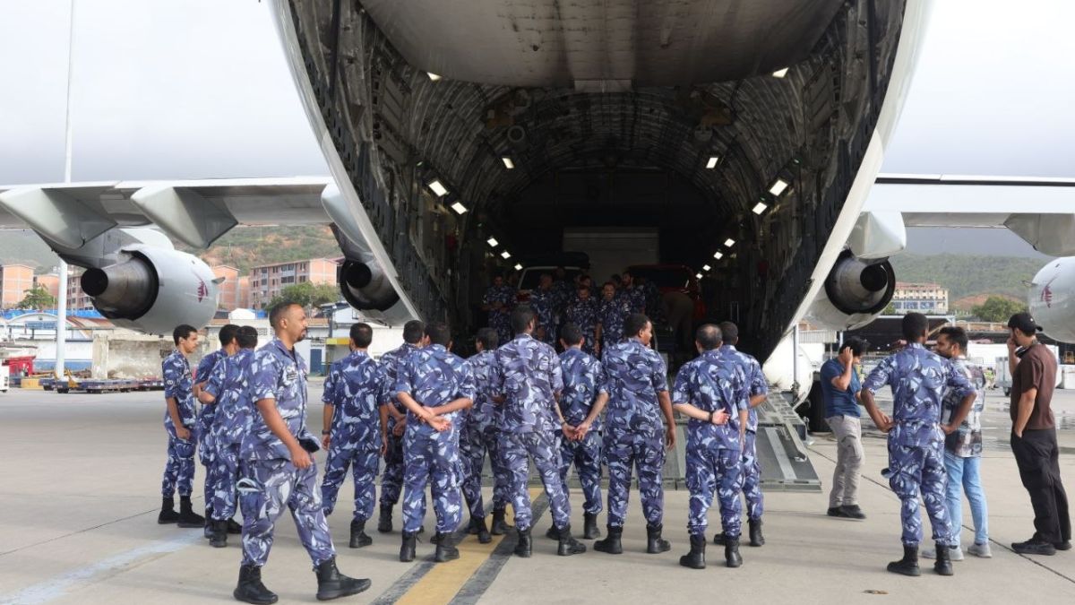 Venezuela dismissed 41 rescue workers from Qatar and thanked them for humanitarian assistance after the double earthquake