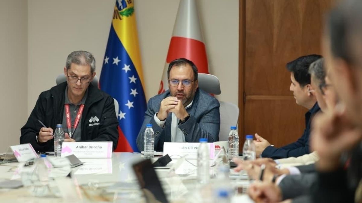 Minister Gil held a meeting with Movilnet managers to strengthen the development of the telecommunications engine