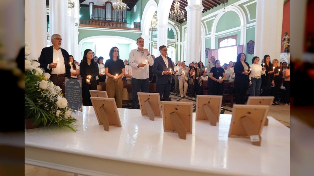 Foreign Ministry pays religious tribute to its officials who died a month after the double earthquake