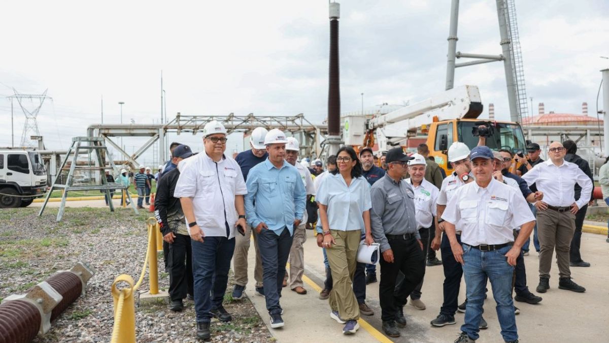President (E) Delcy Rodríguez: Let's make efficient use of the electric service