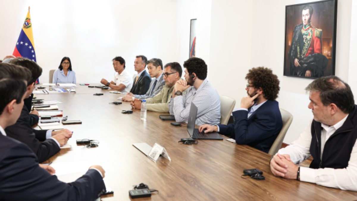 President (E) Rodríguez held a meeting with Japanese companies Miyamoto International and TFI Solutions