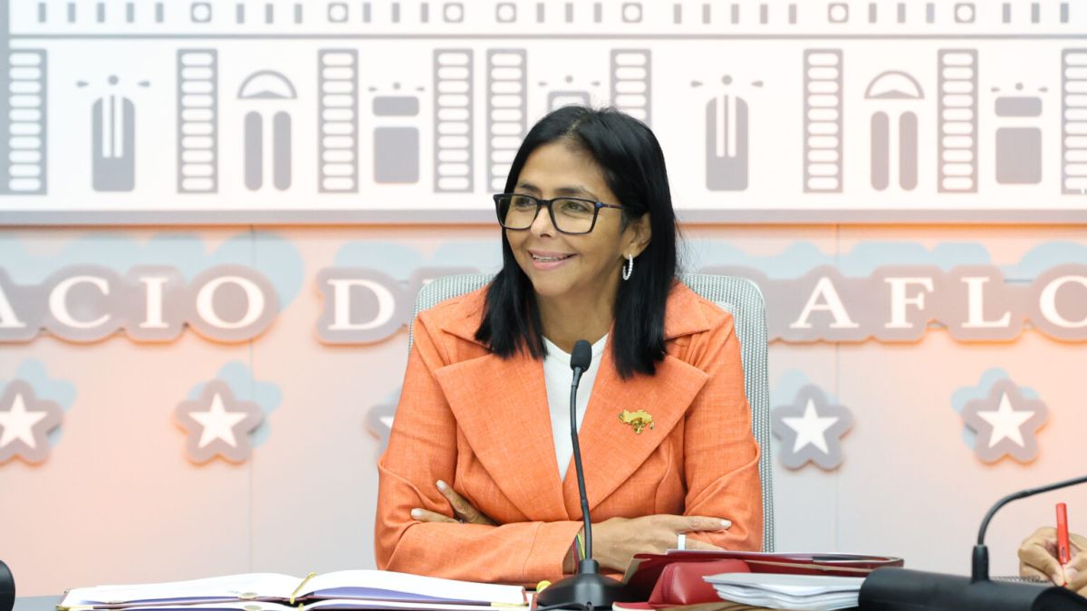 President in Charge highlights signing of the license for gas production in Phase 2 of the Loran Field