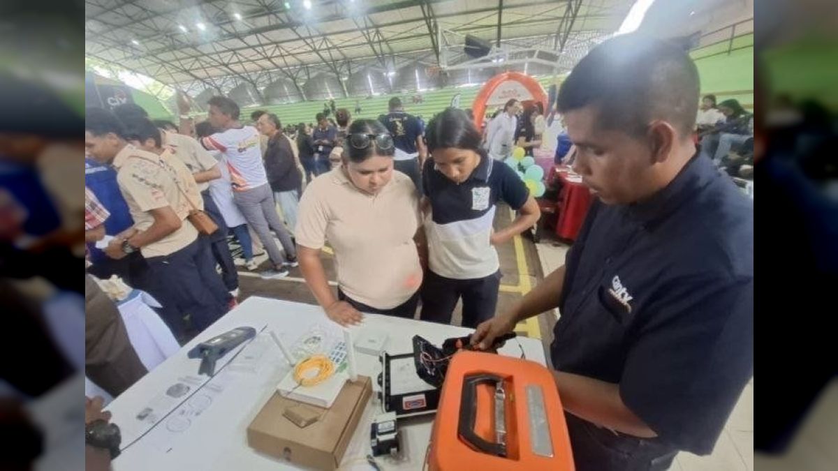 Delta Amacuro youth learned about professional opportunities in the telecommunications sector