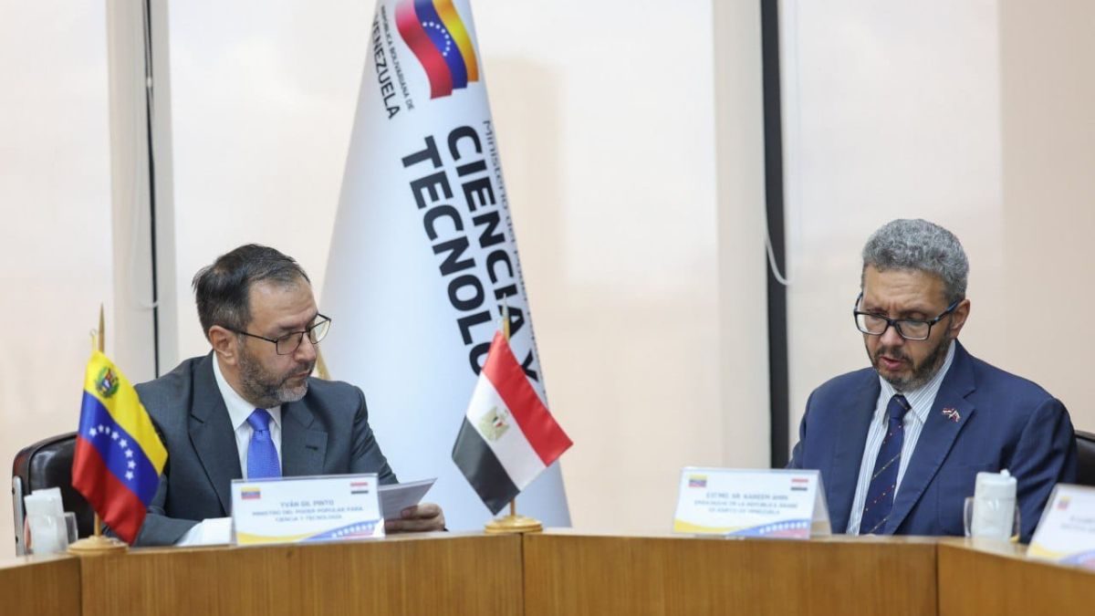Venezuela and Egypt update bilateral cooperation in science, technology and telecommunications