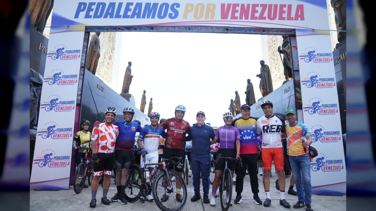 Around 700 cyclists participated in the Pedaleamos Por Venezuela Caracas-Higuerote round