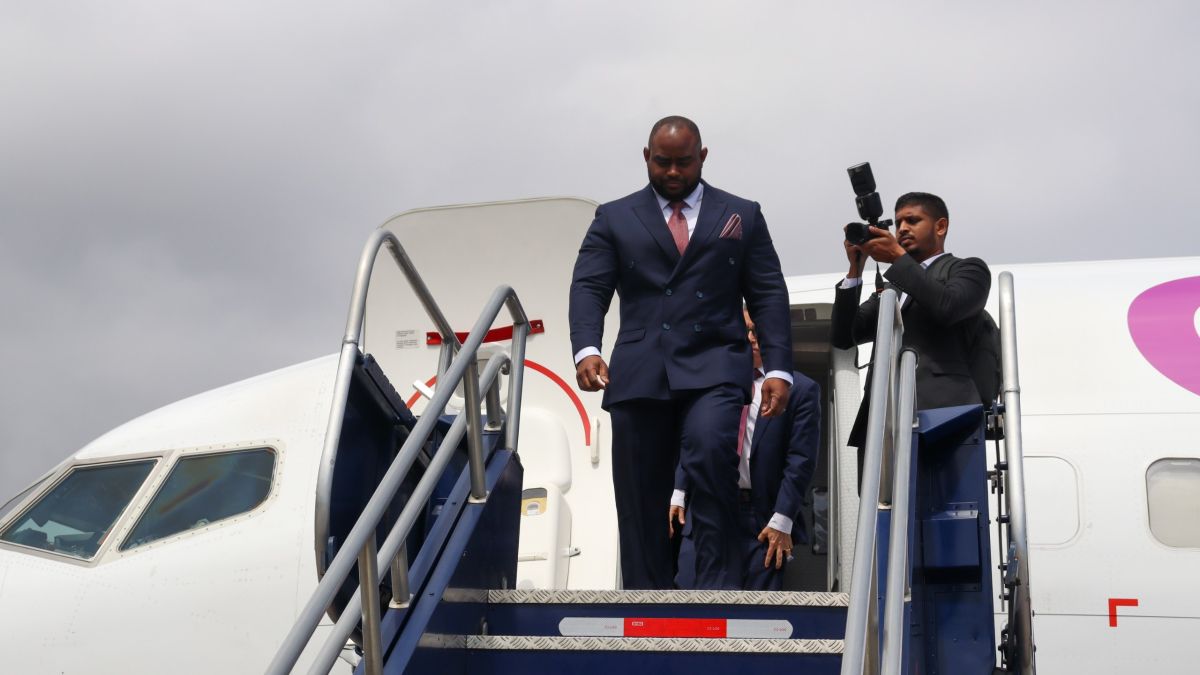Foreign Minister of Trinidad and Tobago pays official visit to Caracas