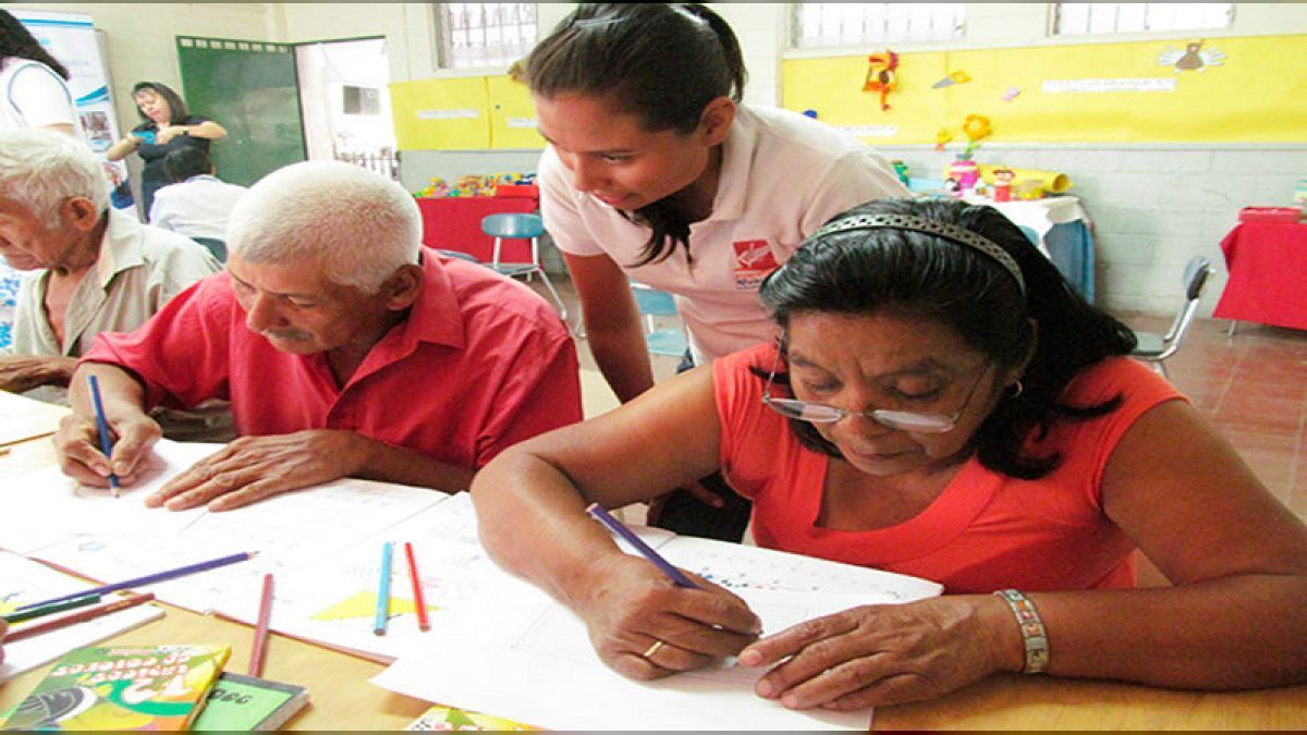 World Literacy Day: Venezuela has been an example since the arrival of the Bolivarian Revolution