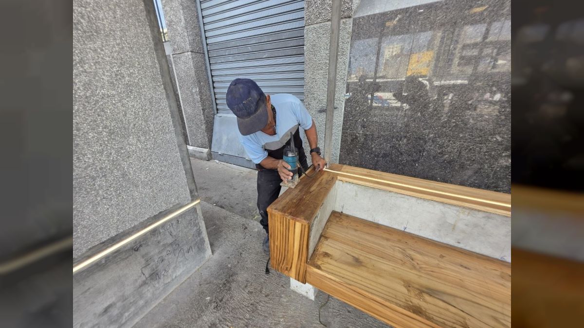 Construction of two futuristic stops on Baralt Avenue in Caracas progresses by 70%