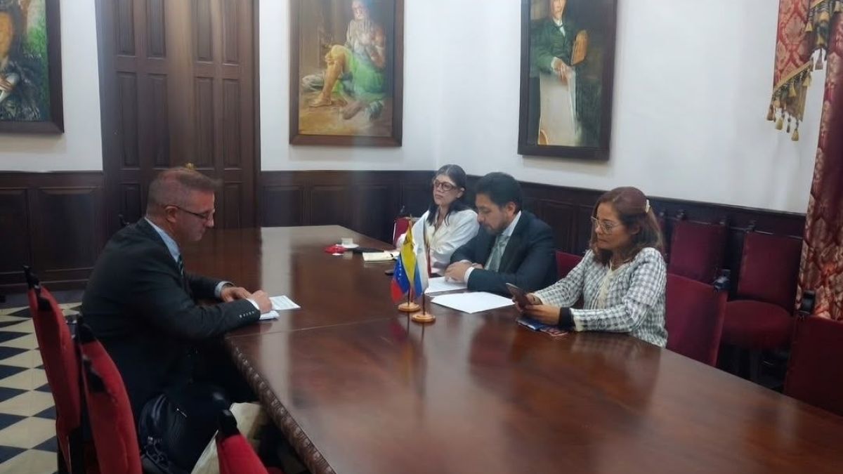 Venezuela and Slovenia strengthen ties of friendship and review bilateral cooperation agenda in Caracas