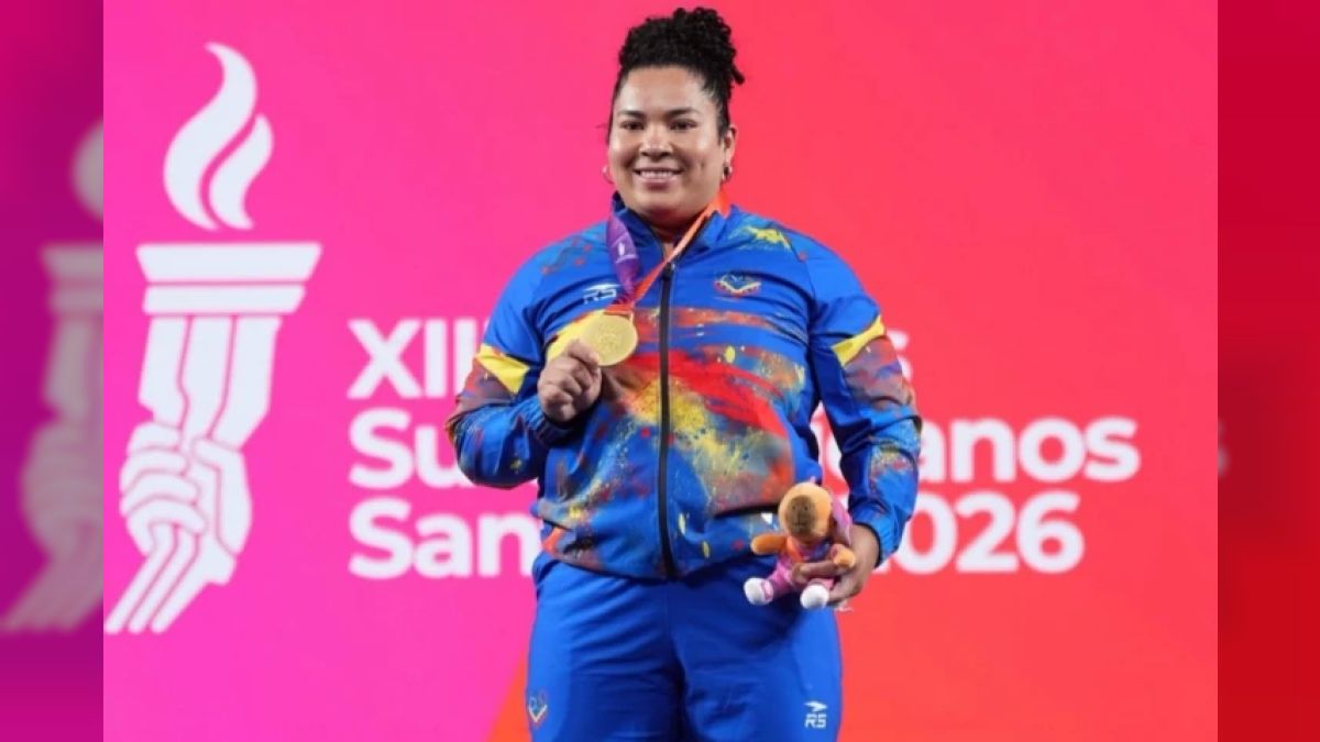 Naryury Pérez wins gold in weightlifting at the Santa Fe 2026 South American Games