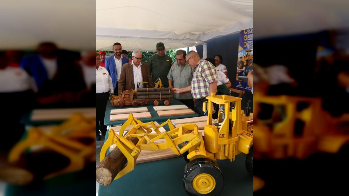 Bolivarian Government holds Los Llanos Regional Meeting in Barinas to promote the forestry engine
