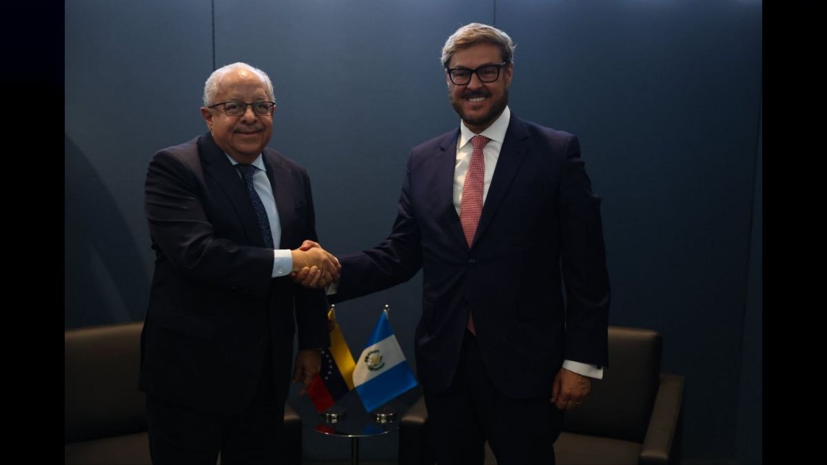 Venezuela and Guatemala address the need to re-establish consular relations