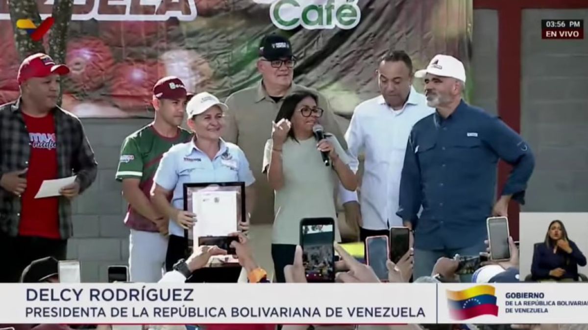 President Delcy Rodríguez delivers Protected Geographical Indication to Portuguese coffee farming