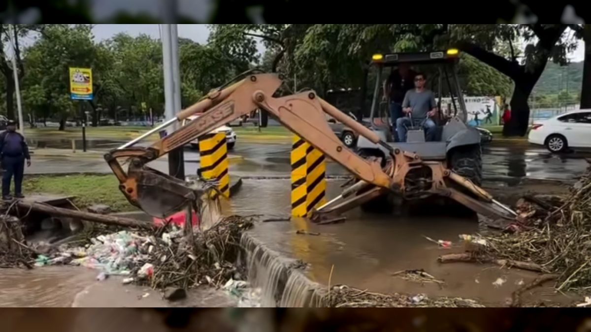 Government of Aragua provided immediate attention after the passage of Tropical Wave 55