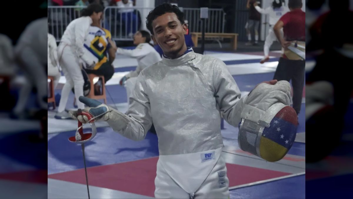 Eduar Bru won gold in the Medellín 2026 South American Fencing Championship